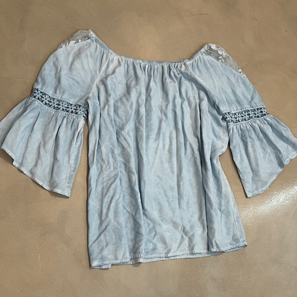 Umgee Light Blue Off-Shoulder Women's Top